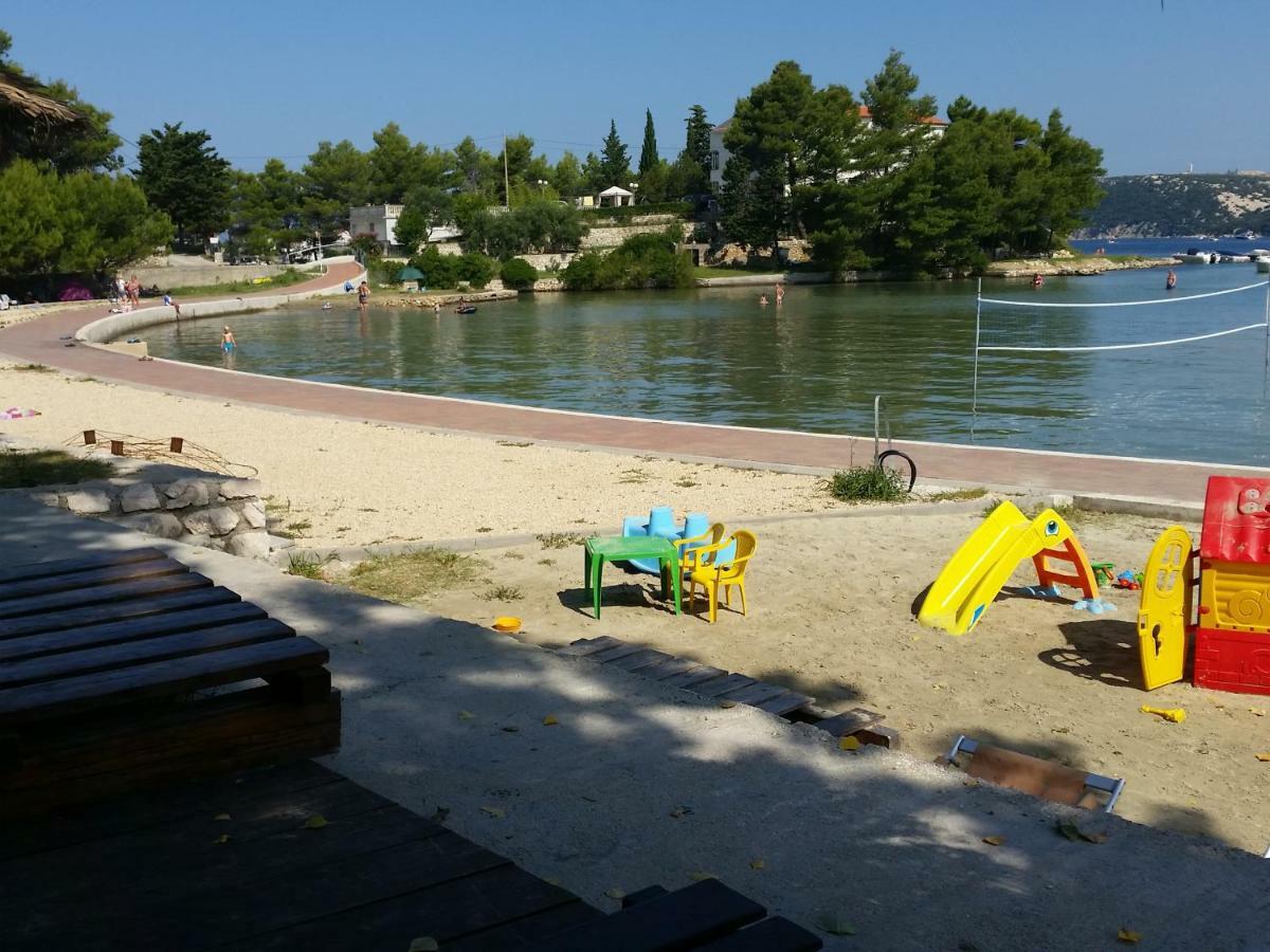 Apartmani Premijer-Rab Supetarska Draga Exterior foto